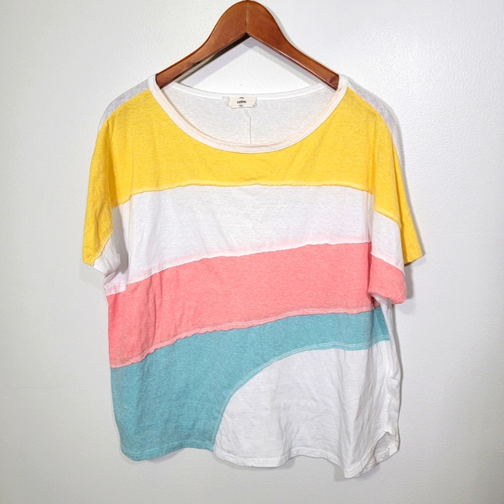 Entro Pastel Stripe Short Sleeve White Top Size Medium